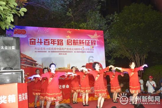 信源企业集团(01748.HK)短暂停牌 以待刊发内幕消息